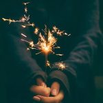 Wenn Sie Fülle und Glück in Ihr Leben einladen möchten, tun Sie diese Dinge vor dem neuen Jahr