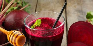 Der gesündeste Saft – ganz ohne Kochen: Rote Bete, Apfel, Karotte, Zitrone, Ingwer und Honig