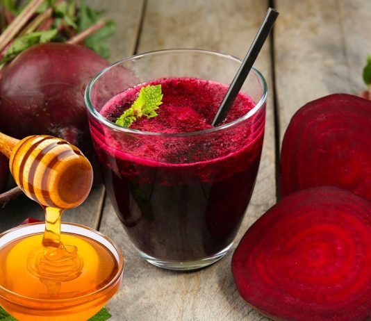 Der gesündeste Saft – ganz ohne Kochen: Rote Bete, Apfel, Karotte, Zitrone, Ingwer und Honig