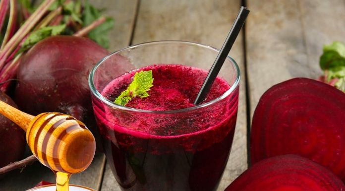 Der gesündeste Saft – ganz ohne Kochen: Rote Bete, Apfel, Karotte, Zitrone, Ingwer und Honig