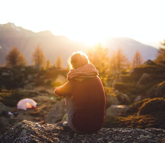 Sie sind nicht asozial, sondern haben eine reiche Innenwelt – Sternzeichen, die die Einsamkeit genießen